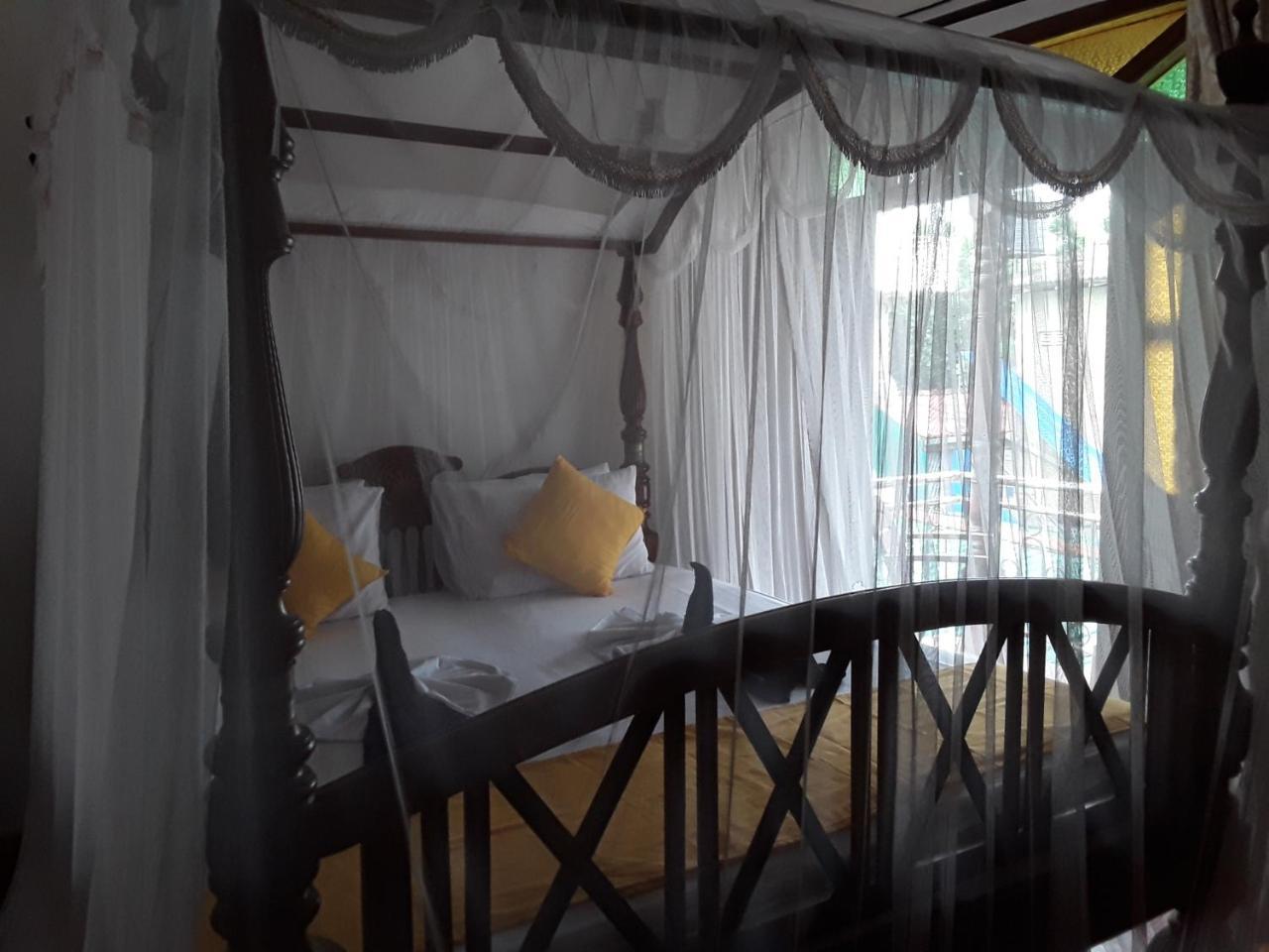 Flamingo Guest House Unawatuna Exterior photo